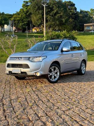 MITSUBISHI OUTLANDER 2.0 16V GASOLINA 4P AUTOMÁTICO